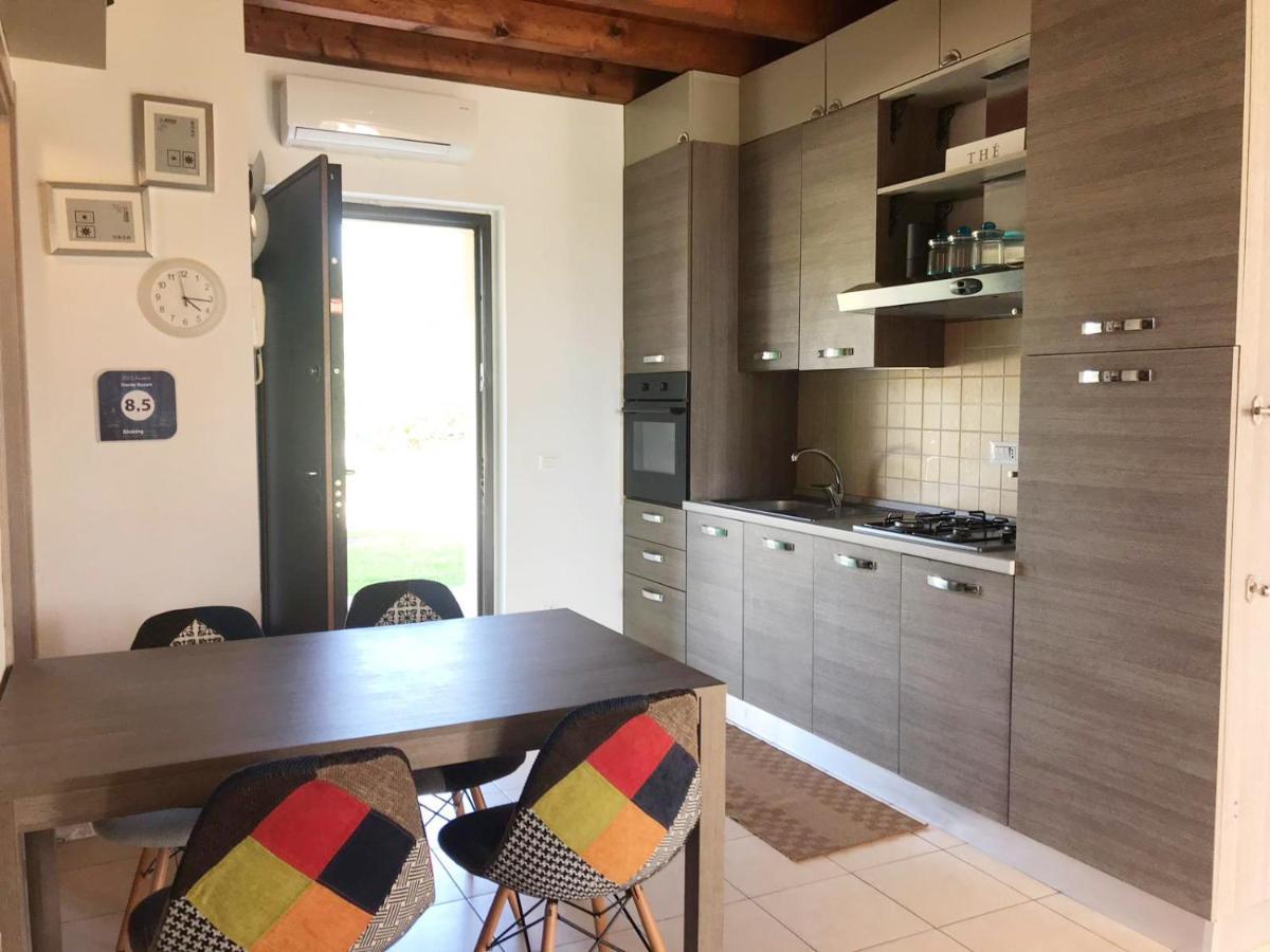 Luxury Apartments - Le Fate - Residence With Pool Manerba del Garda Exteriör bild