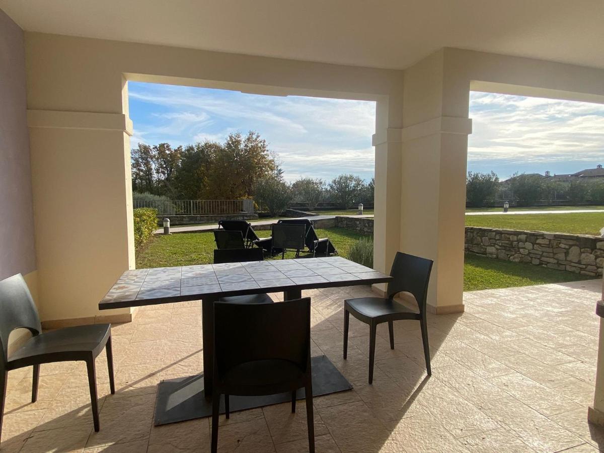 Luxury Apartments - Le Fate - Residence With Pool Manerba del Garda Exteriör bild