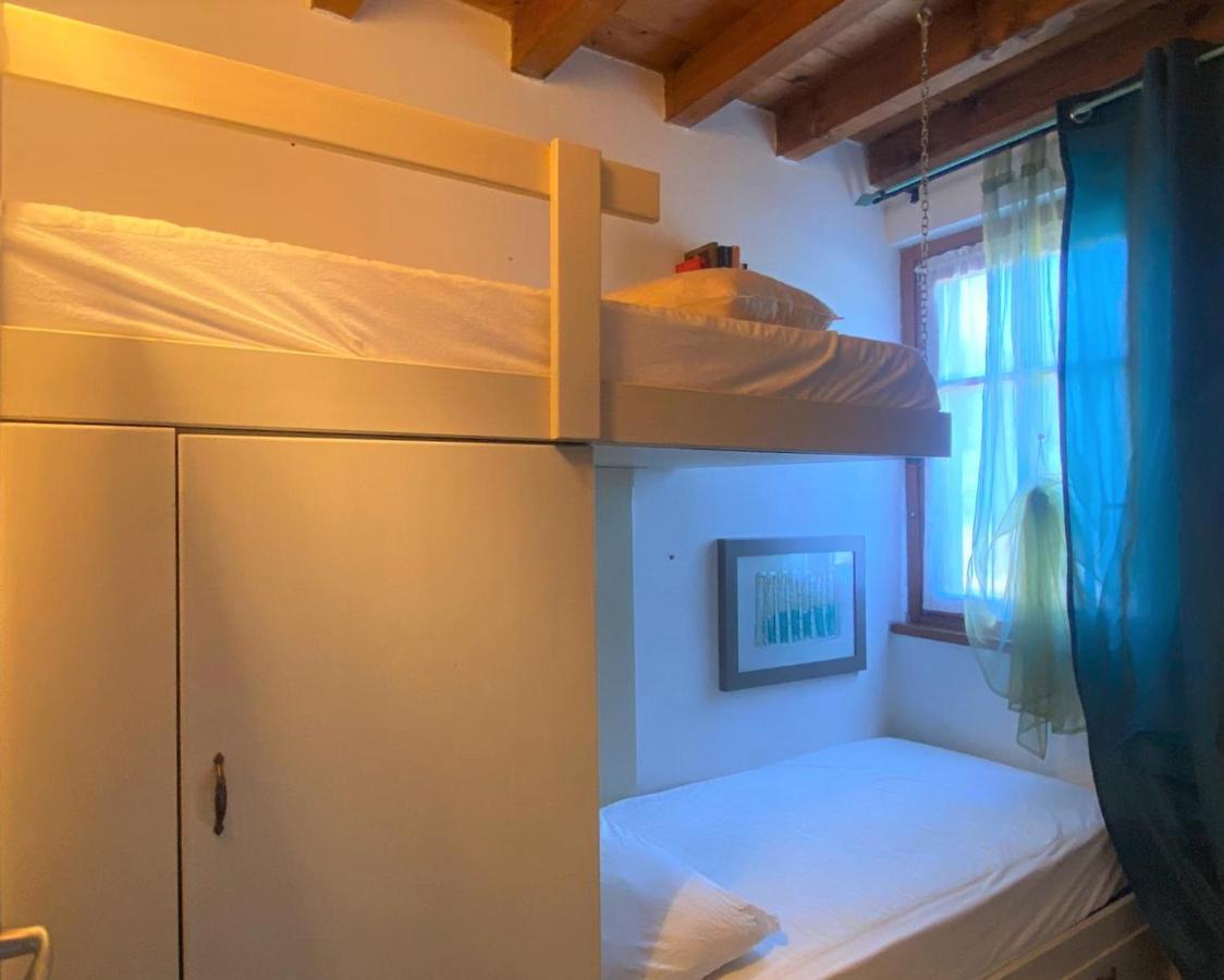 Luxury Apartments - Le Fate - Residence With Pool Manerba del Garda Exteriör bild
