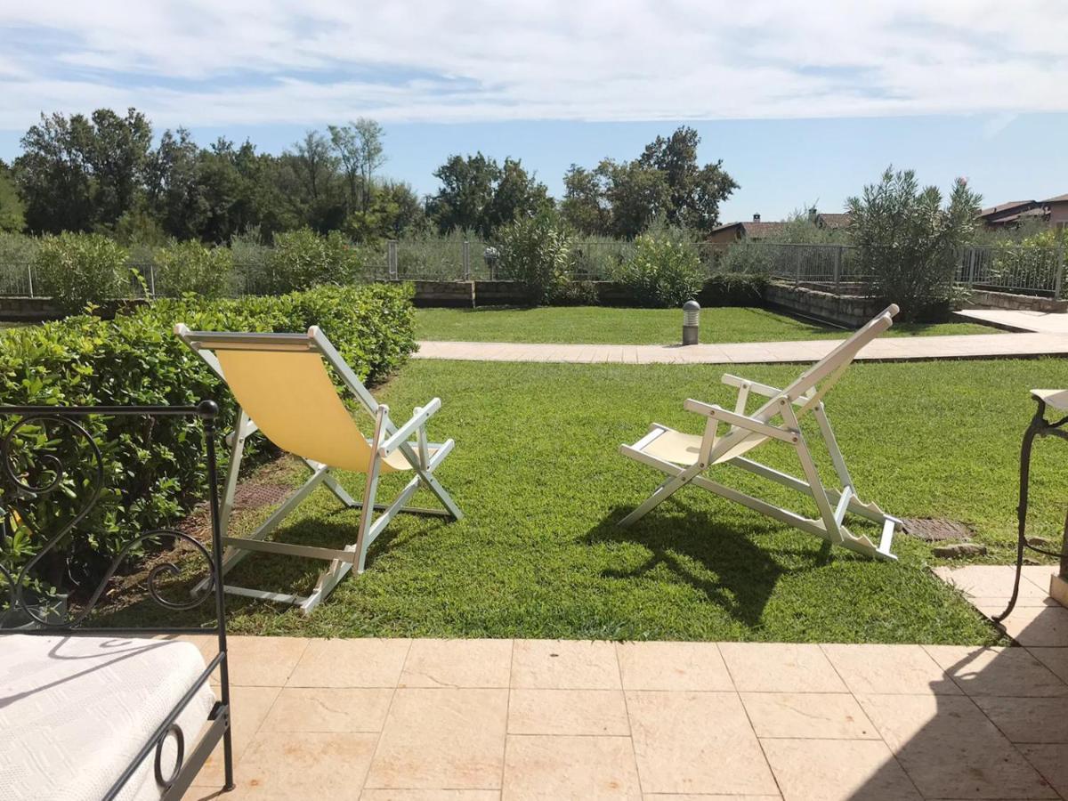 Luxury Apartments - Le Fate - Residence With Pool Manerba del Garda Exteriör bild