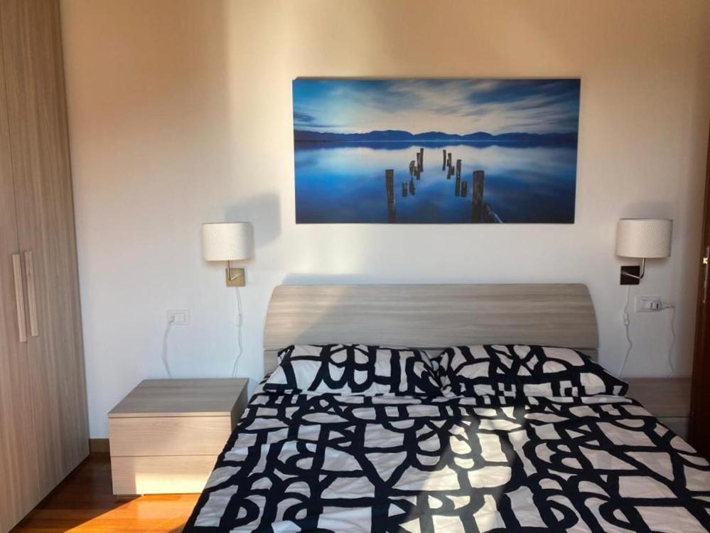 Luxury Apartments - Le Fate - Residence With Pool Manerba del Garda Exteriör bild