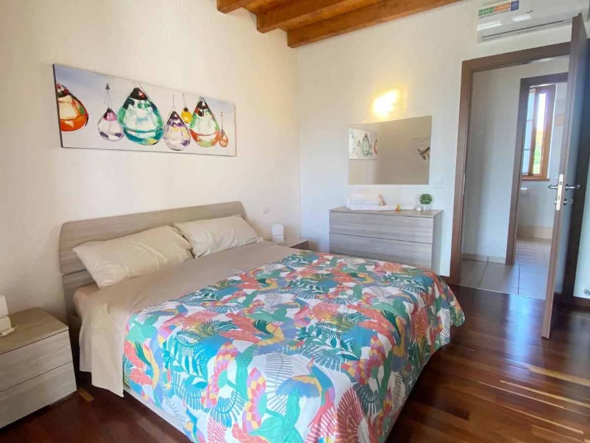 Luxury Apartments - Le Fate - Residence With Pool Manerba del Garda Exteriör bild