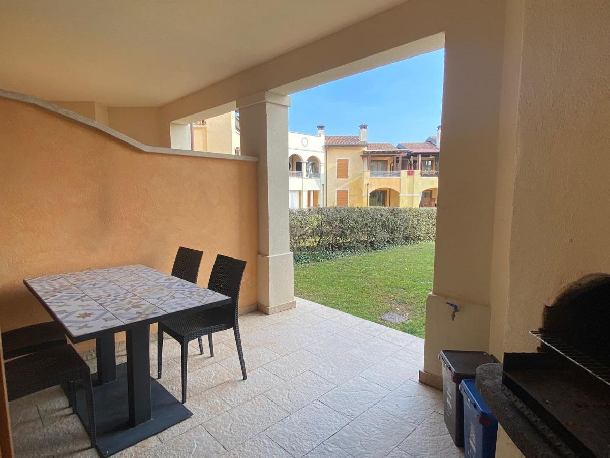 Luxury Apartments - Le Fate - Residence With Pool Manerba del Garda Exteriör bild