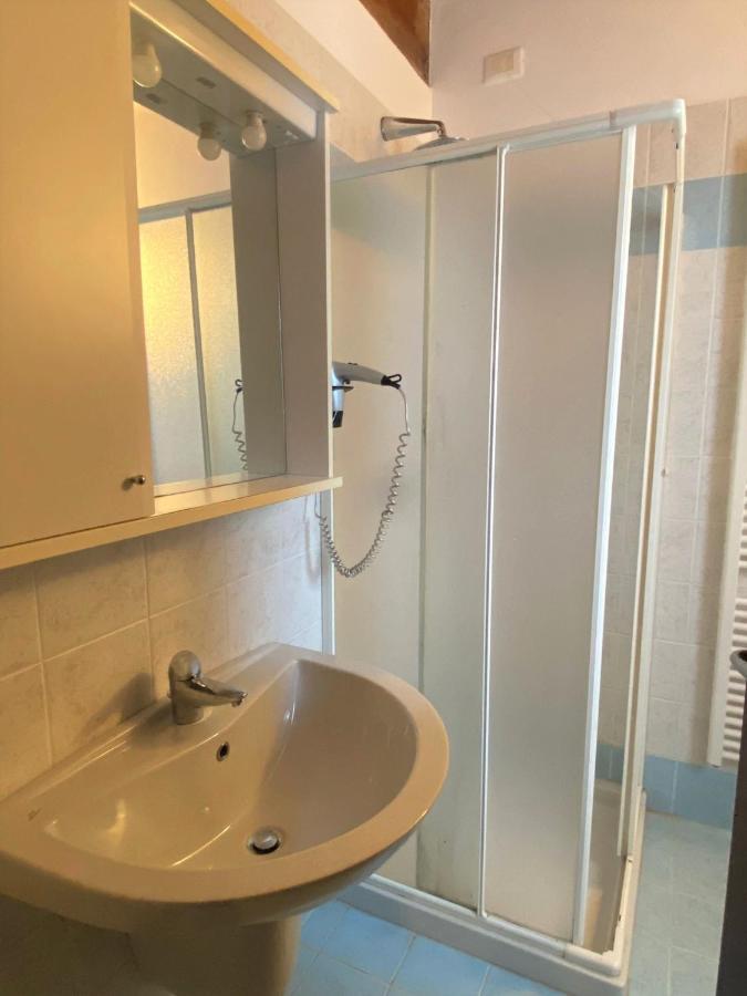 Luxury Apartments - Le Fate - Residence With Pool Manerba del Garda Exteriör bild